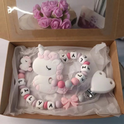Coffret de Naissance : Attache tétine et Anneau de dentition