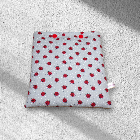 pochette pour liseuse modèle coccinelles 