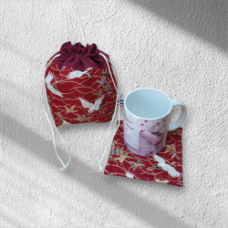 Pochette de transport pour mug et son sous mug, modèle oiseaux or et rouge