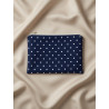 Pochette upcyclée bleu nuit à pois blancs