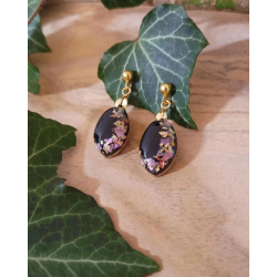 Boucles d'oreilles chics en nacre rose et feuilles d'or